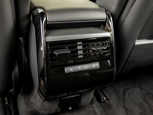 Used 2025 Land Rover Range Rover Sport Dynamic SE AWD/4WD image 22