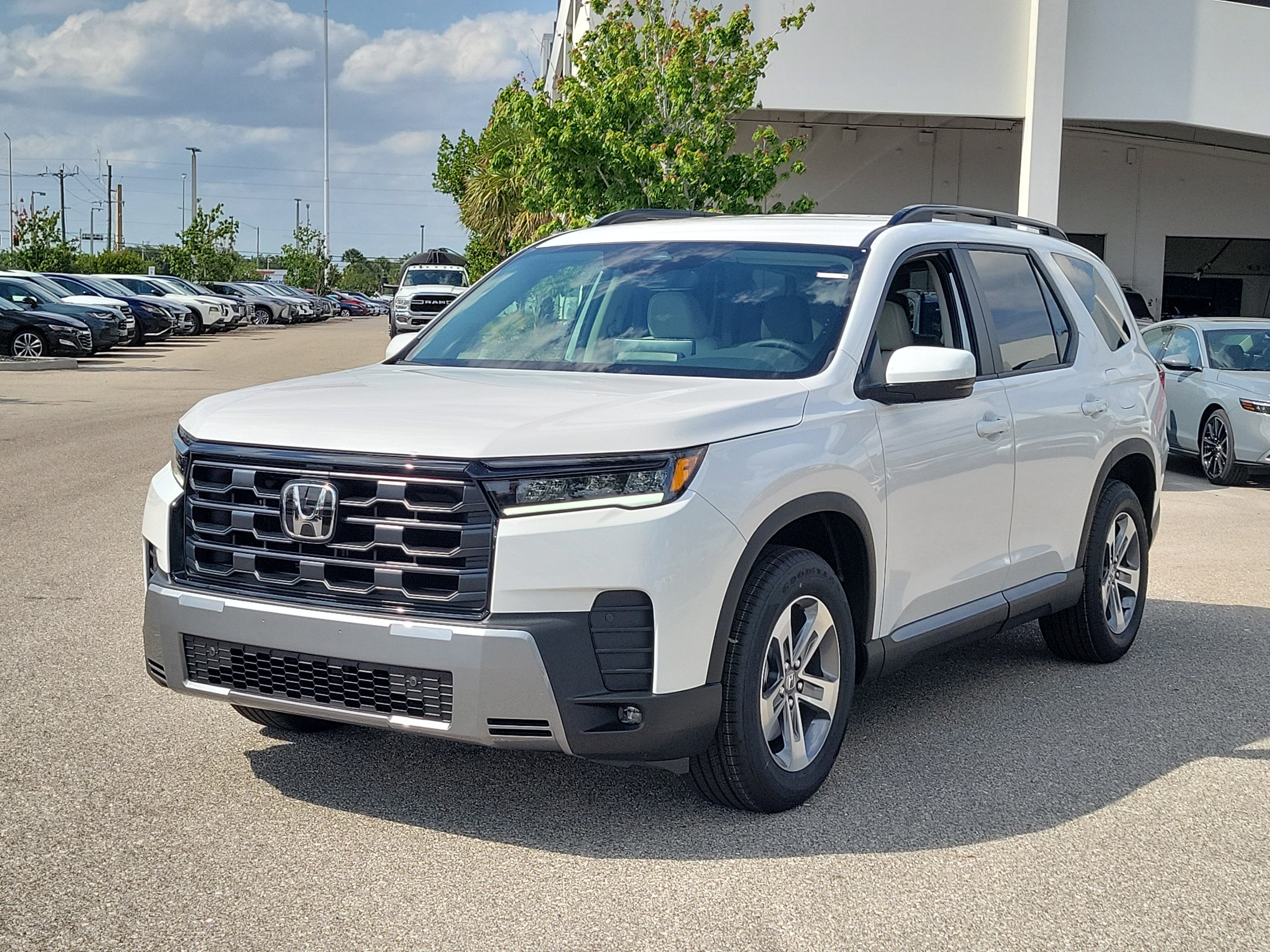 New 2026 Honda Pilot EX-L image 3