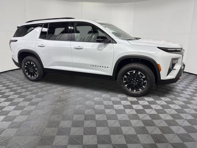 New 2026 Chevrolet Traverse Z71 w/ Enhanced Driving Package image 2