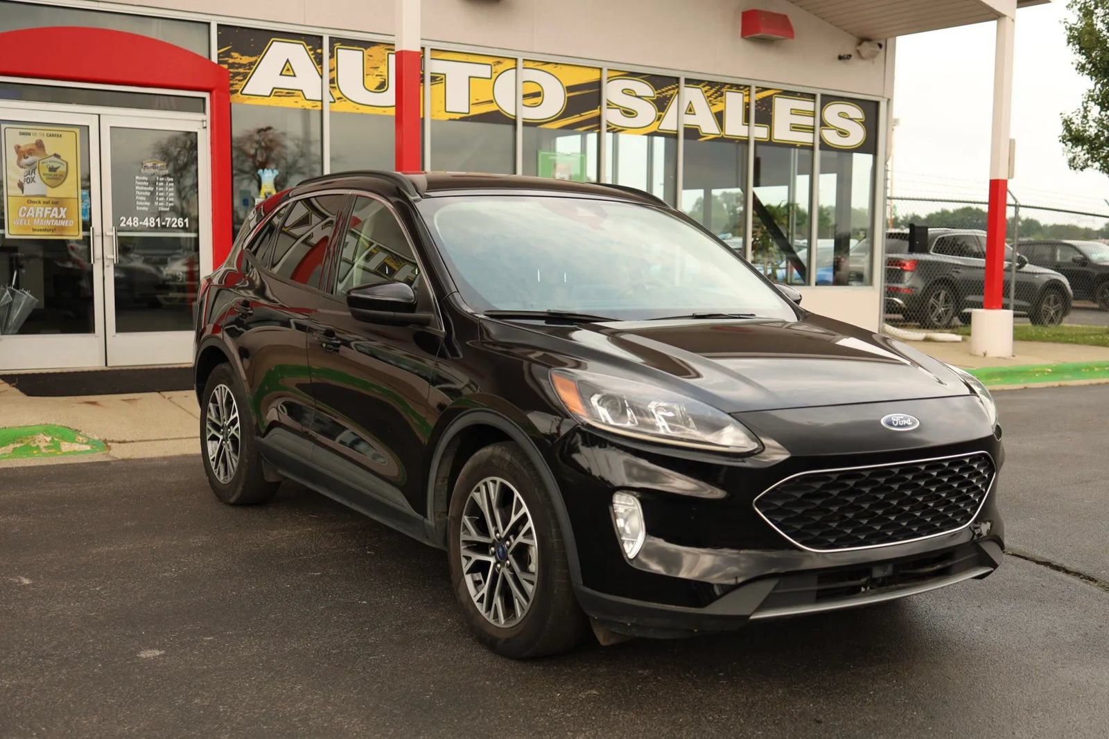Used 2020 Ford Escape SEL FWD image 3