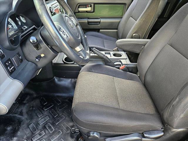 Used 2013 Toyota FJ Cruiser 4WD image 14