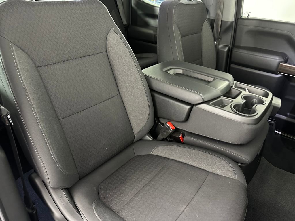 Used 2022 Chevrolet Silverado 1500 LT w/ Z71 Off-Road Package image 32