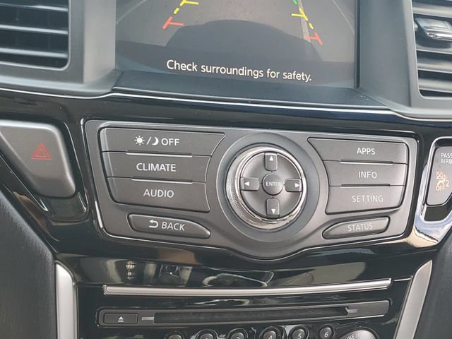 Used 2019 Nissan Pathfinder SV FWD image 18