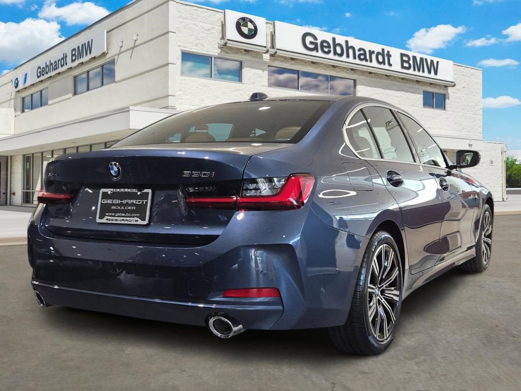 New 2026 BMW 330i xDrive Sedan w/ Convenience Package image 5