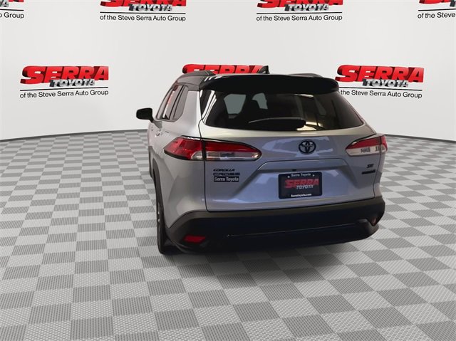 Certified 2024 Toyota Corolla Cross SE w/ Moonroof Package image 8