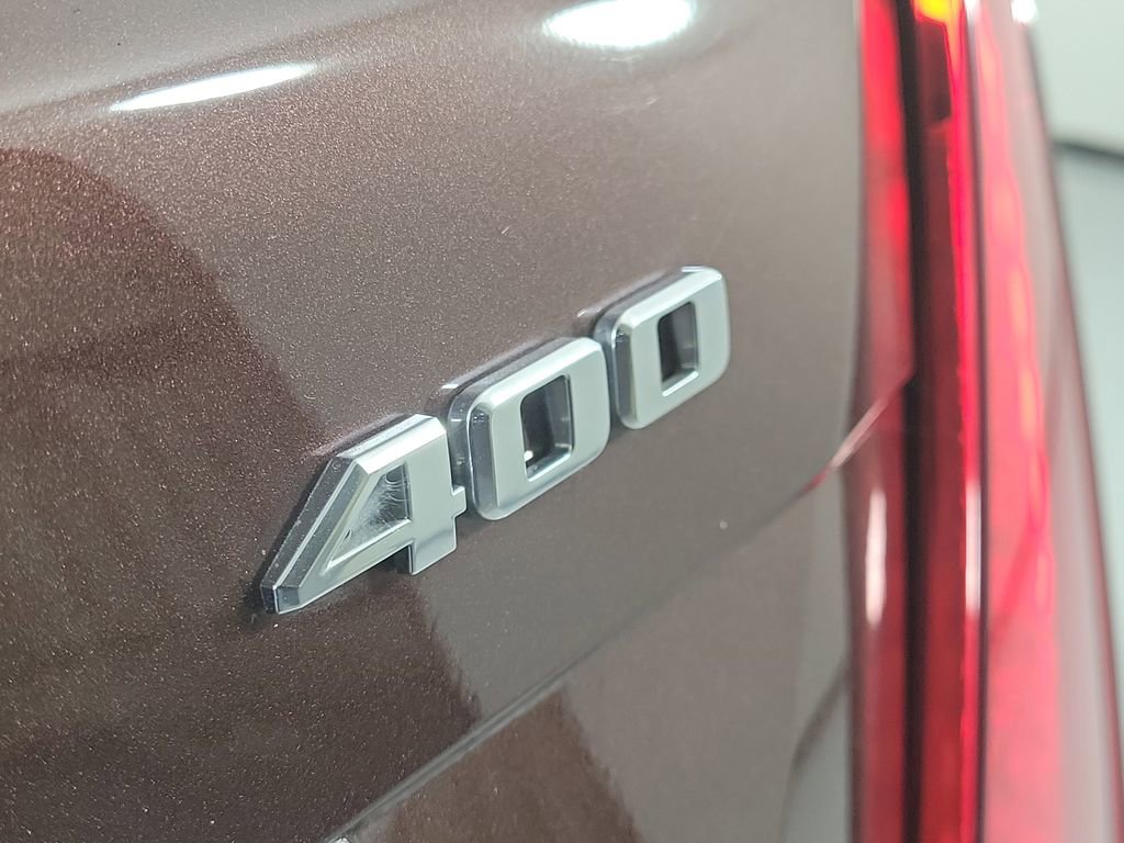 Certified 2023 Cadillac XT5 Premium Luxury w/ Technology Package FWD image 5
