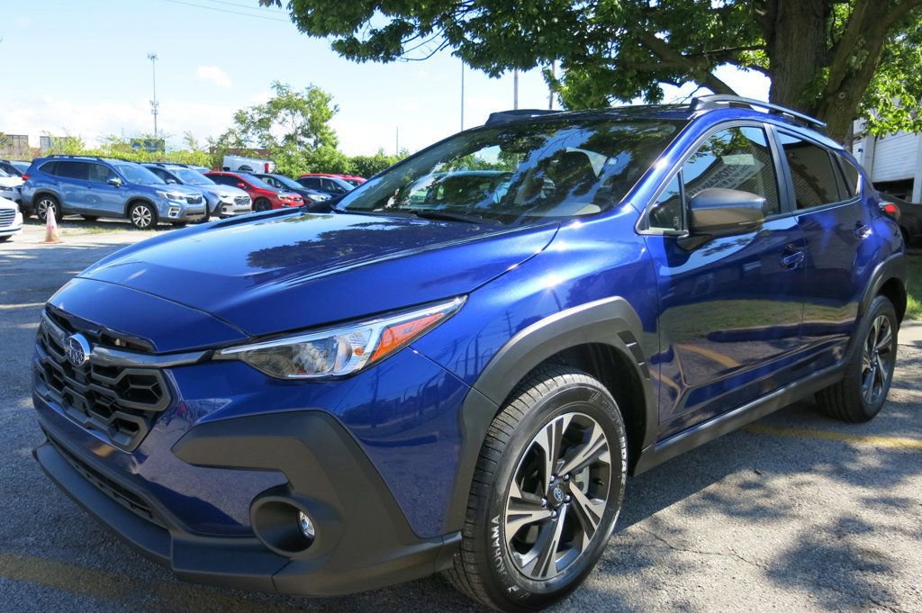 Used 2025 Subaru Crosstrek 2.0i Premium image 2