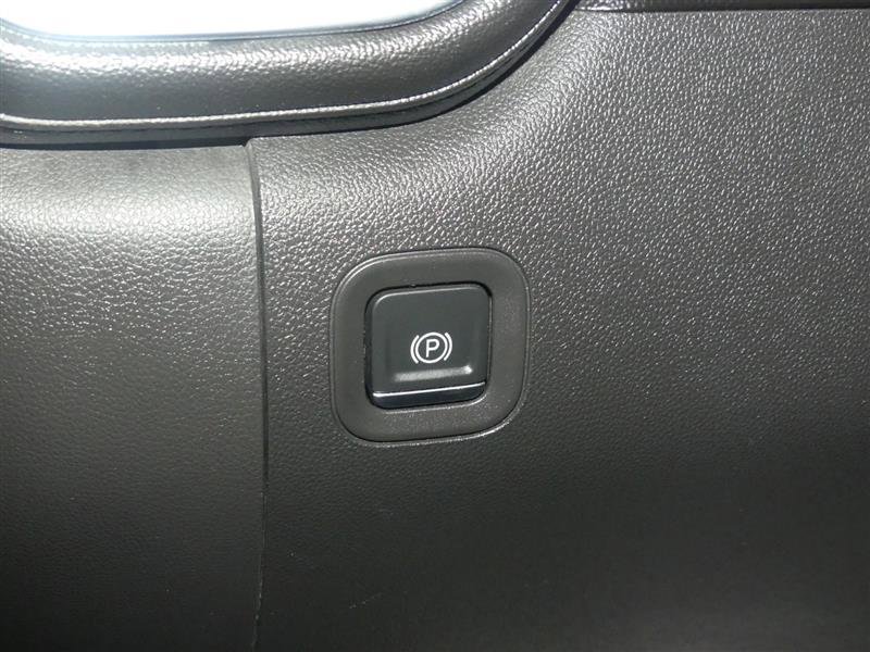 Used 2019 GMC Sierra 1500 SLT w/ SLT Premium Package AWD/4WD image 31