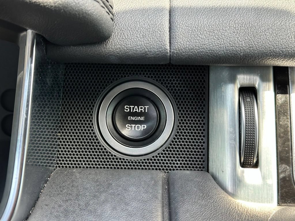 Used 2019 Land Rover Range Rover HSE AWD/4WD image 25