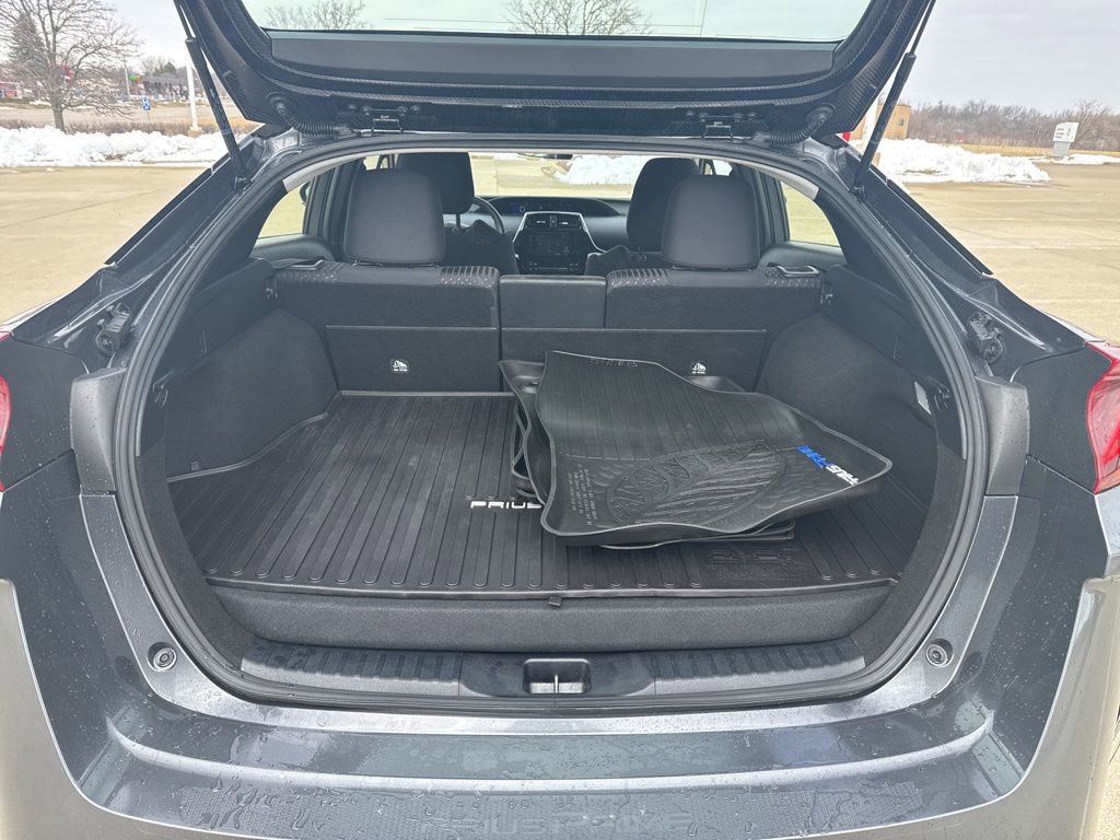 Used 2018 Toyota Prius Prime Plus image 17