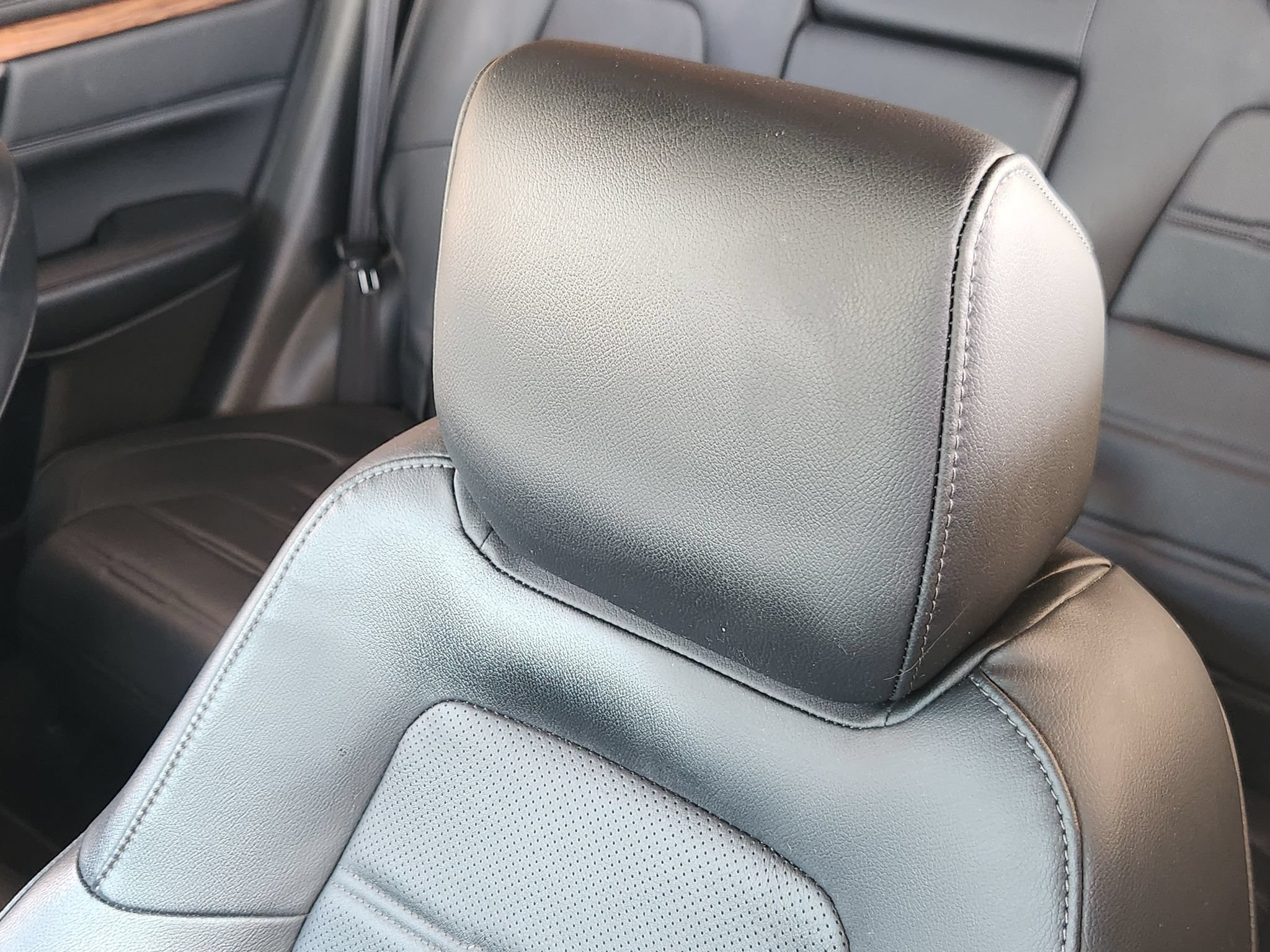 Used 2022 Honda CR-V EX-L image 24