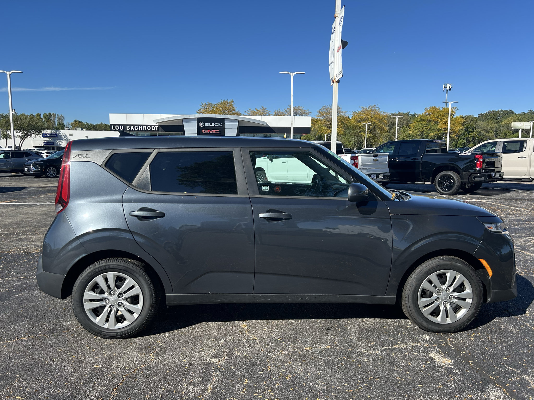 Used 2020 Kia Soul LX FWD image 8