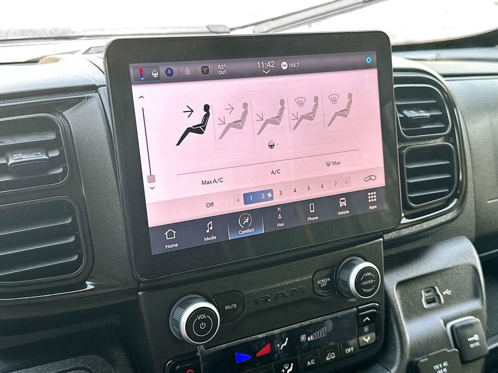 Used 2024 RAM ProMaster 3500 w/ Delivery Van Package image 16