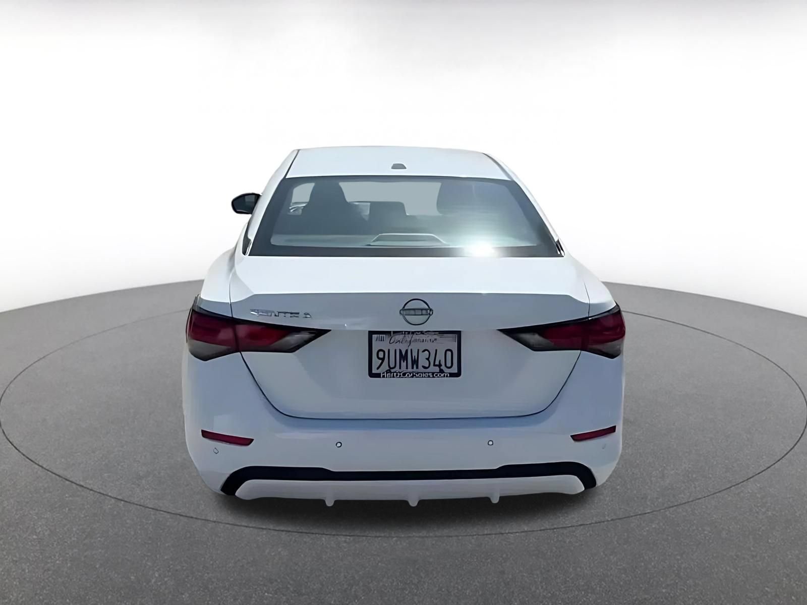 Used 2025 Nissan Sentra SV FWD image 10