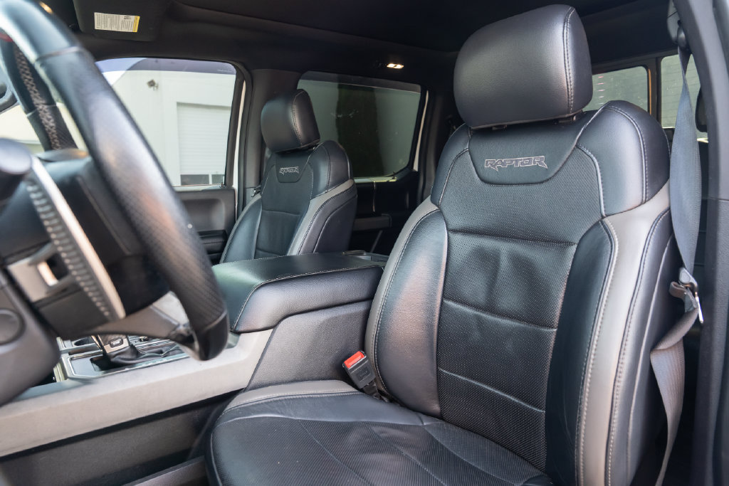 Used 2018 Ford F150 Raptor w/ Equipment Group 802A Luxury AWD/4WD image 24