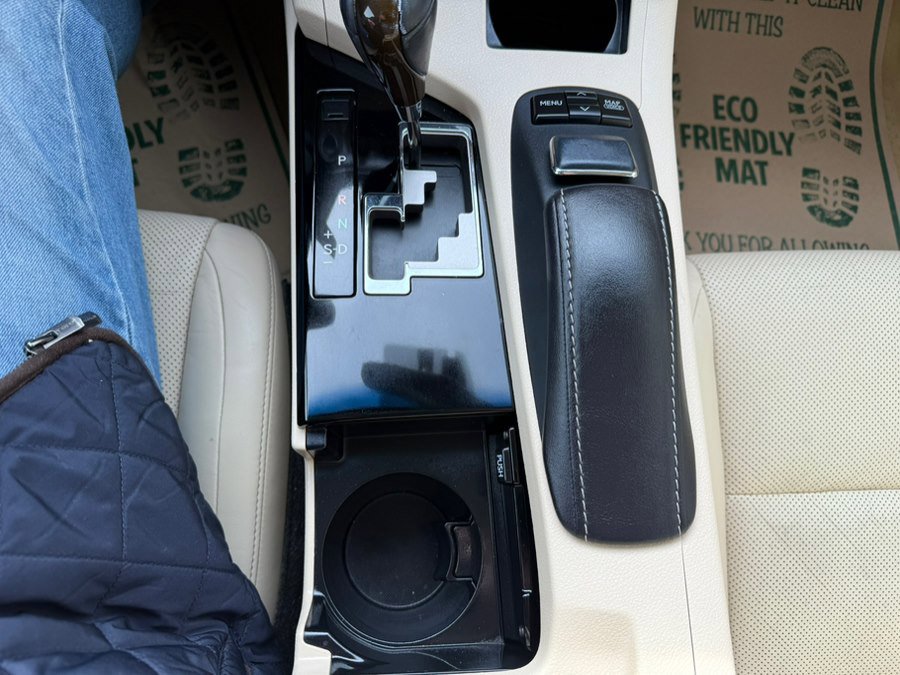 Used 2013 Lexus ES 350 image 22