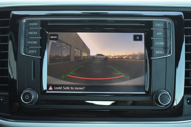 Used 2018 Volkswagen Beetle 2.0T Coast image 24