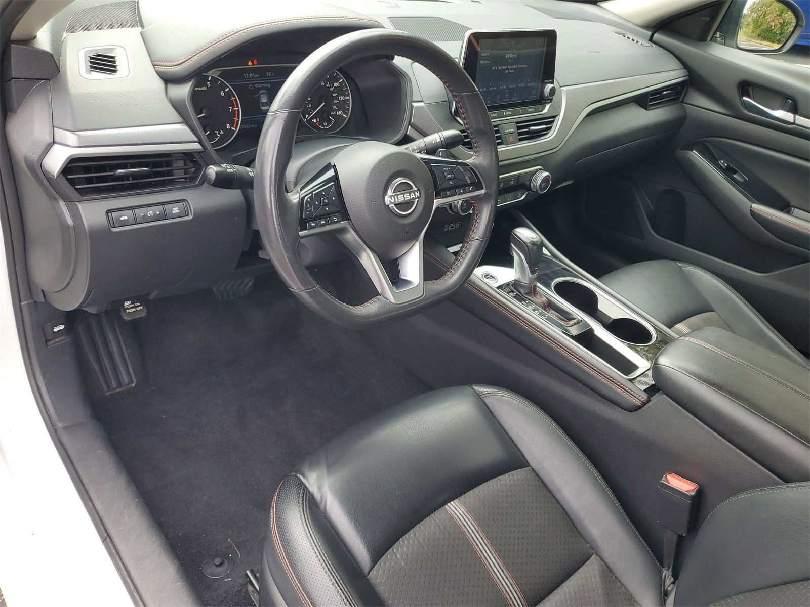 Used 2024 Nissan Altima 2.5 SR image 6