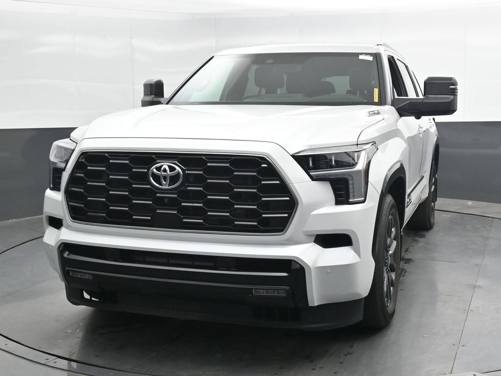 Used 2025 Toyota Sequoia Platinum AWD/4WD image 8
