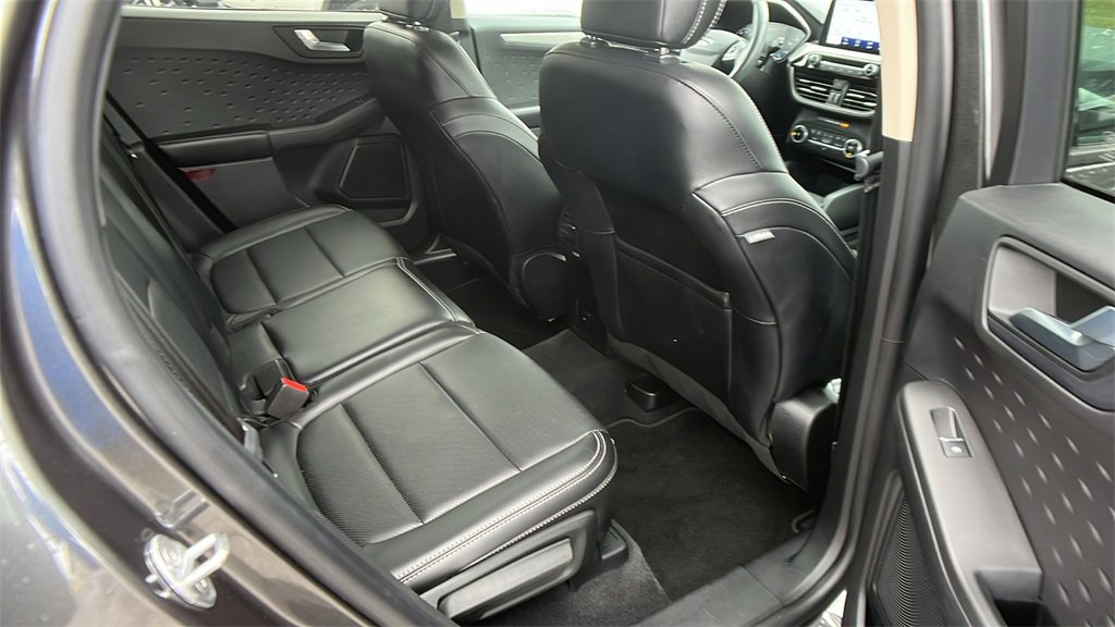 Used 2020 Ford Escape SEL image 19