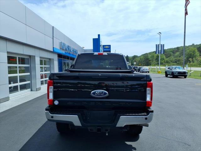 Used 2017 Ford F250 XLT w/ XLT Value Package AWD/4WD image 6