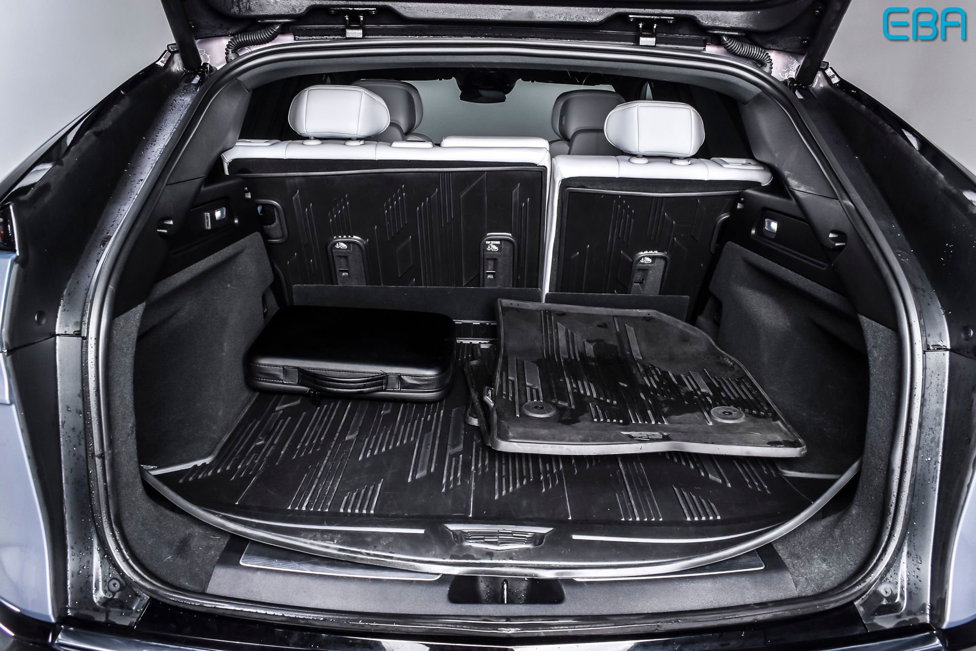 Used 2024 Cadillac Lyriq Luxury image 11