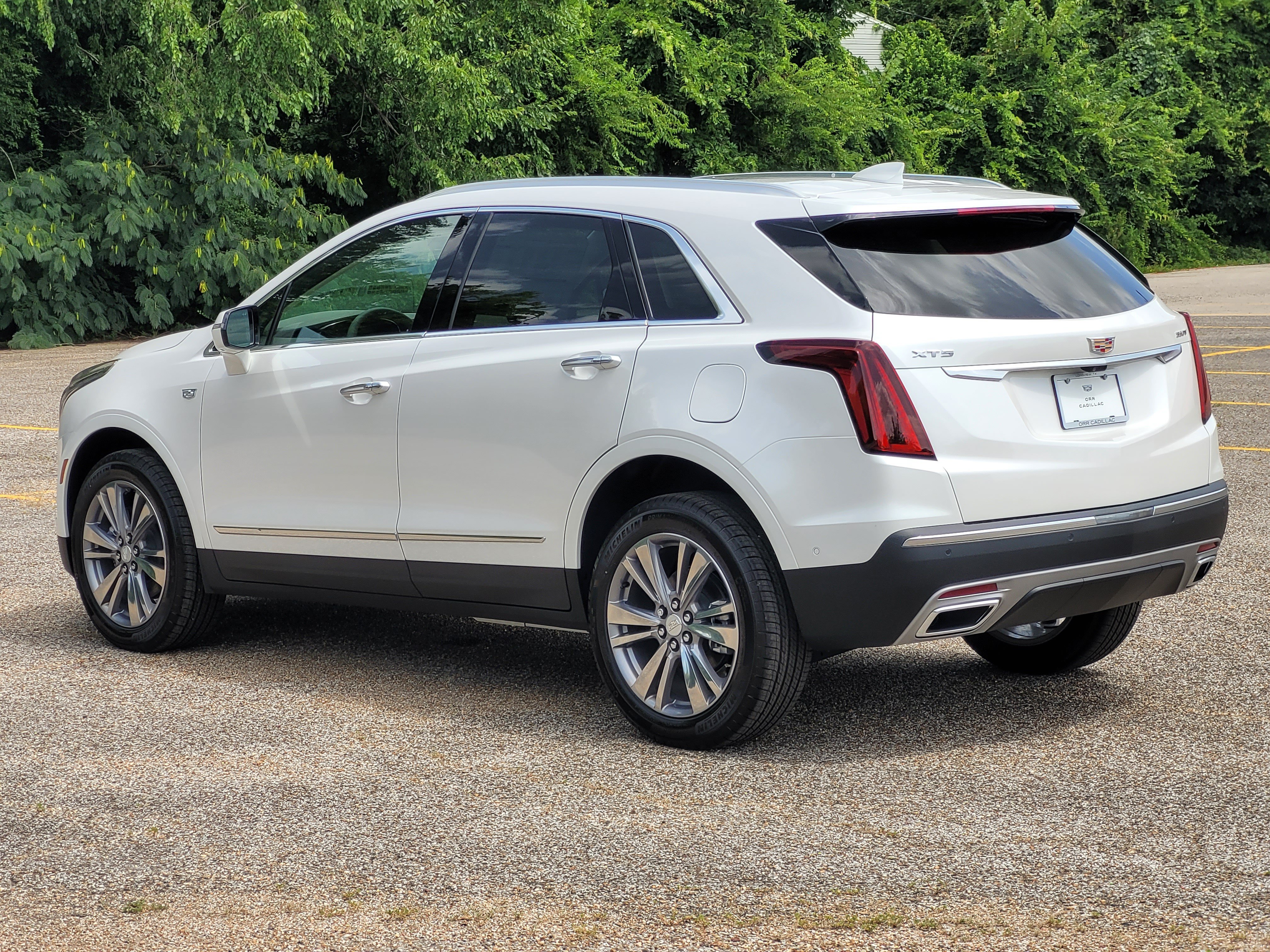 New 2026 Cadillac XT5 Premium Luxury w/ Driver Assist Package FWD image 6