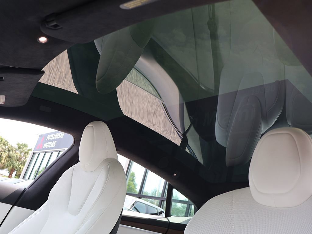 Used 2023 Tesla Model S AWD/4WD image 22