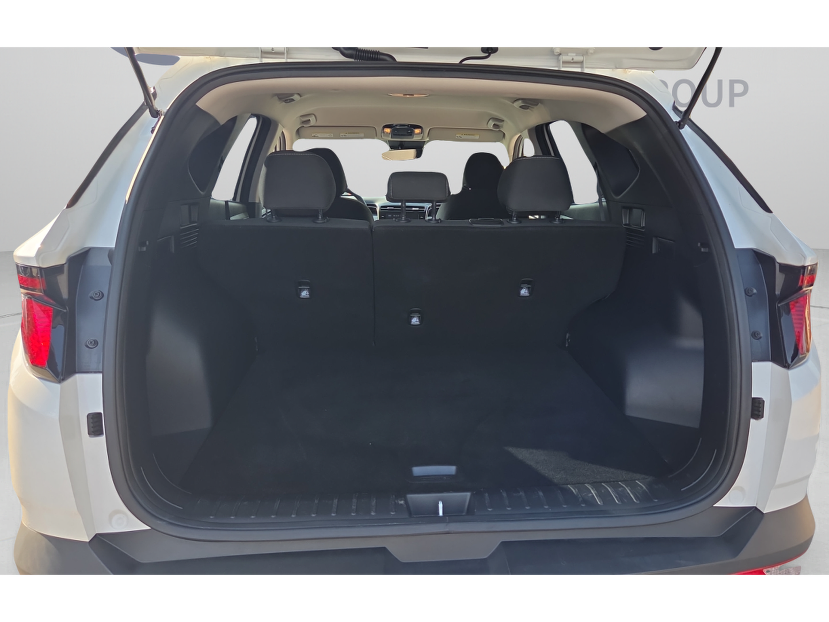 Used 2024 Hyundai Tucson SE FWD image 13