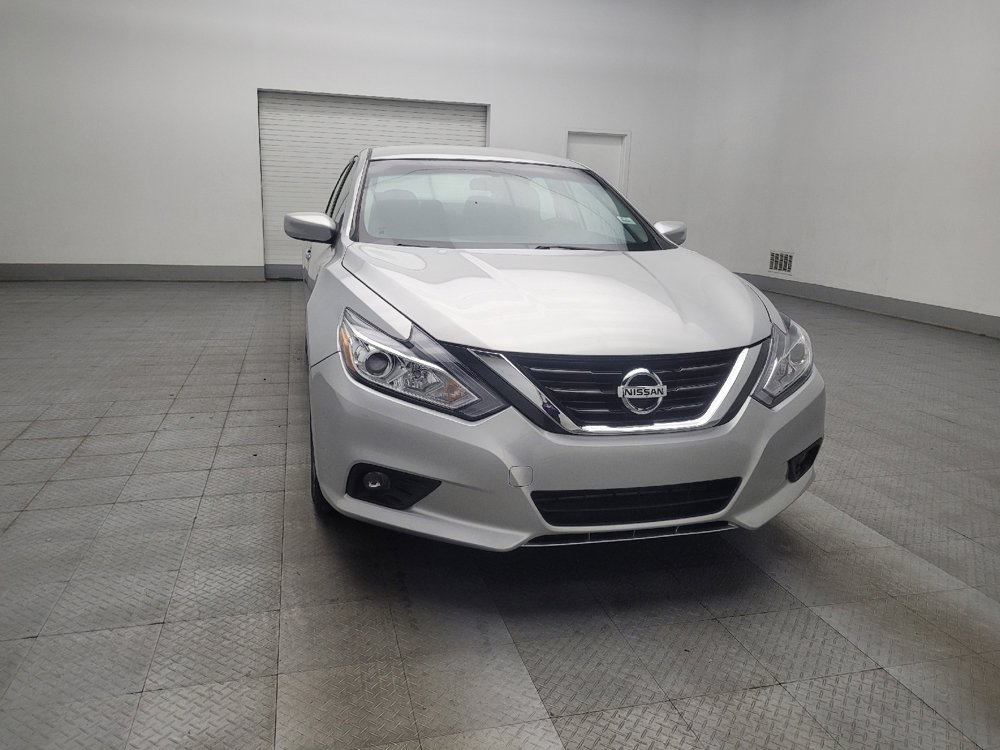 Used 2018 Nissan Altima 2.5 SV FWD image 14
