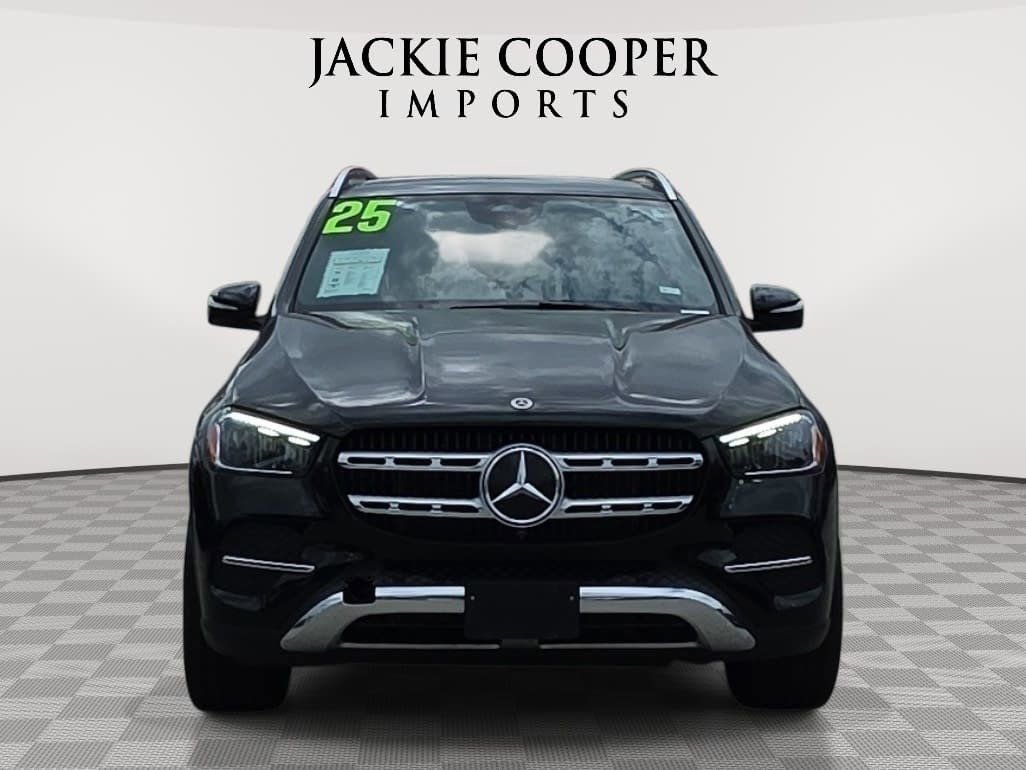 Used 2025 Mercedes-Benz GLE 350 4MATIC image 2