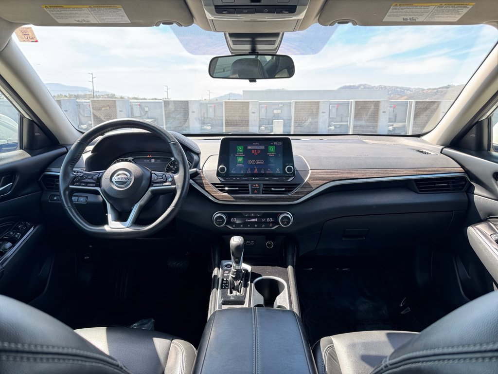 Used 2022 Nissan Altima 2.5 SL FWD image 12