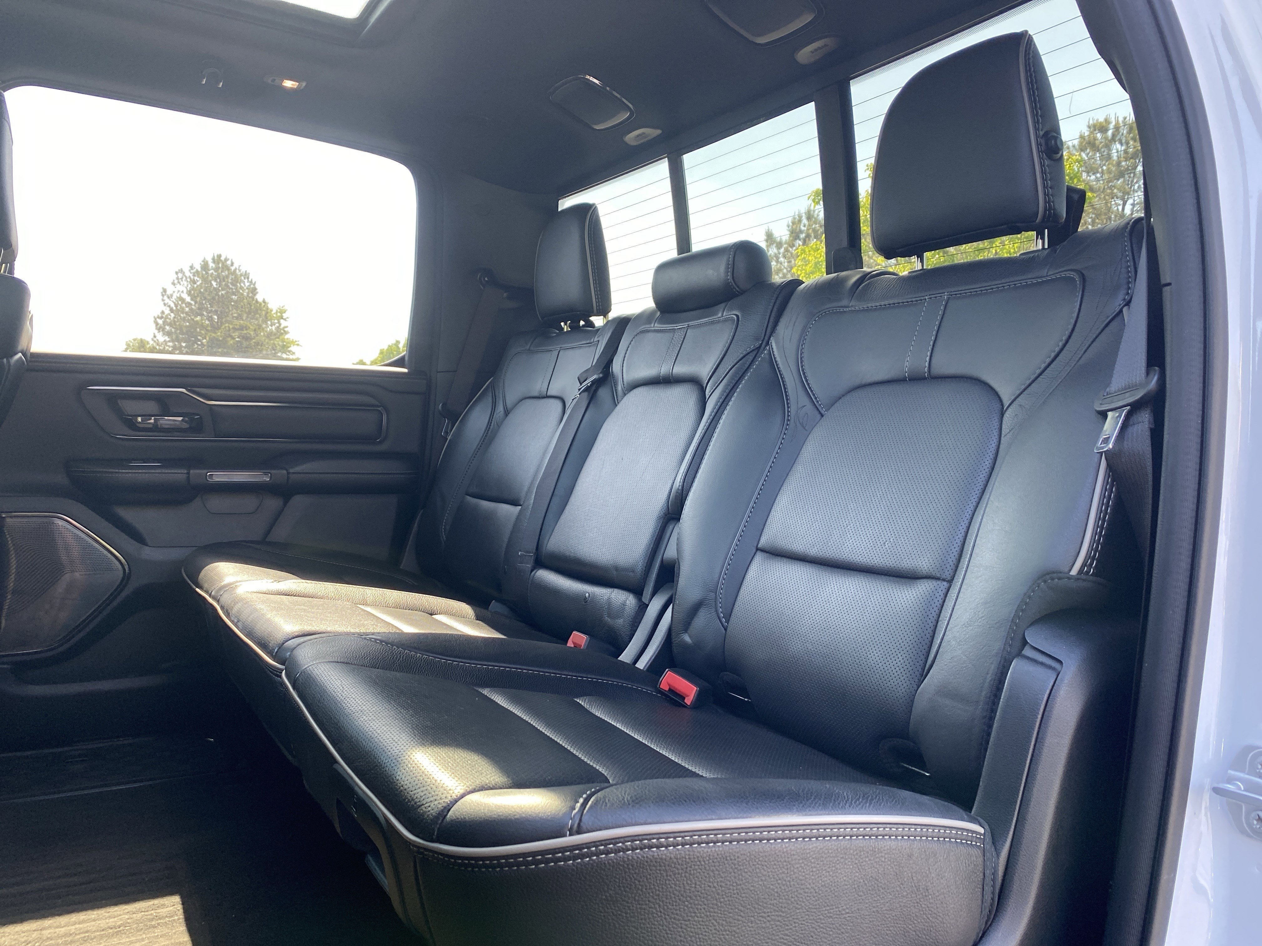 Used 2022 RAM 1500 Limited w/ Night Edition RWD image 8