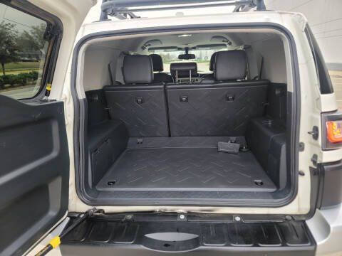 Used 2012 Toyota FJ Cruiser 4WD w/ Convenience Pkg image 8