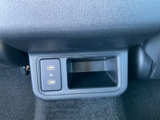 New 2025 Kia K4 LXS image 40