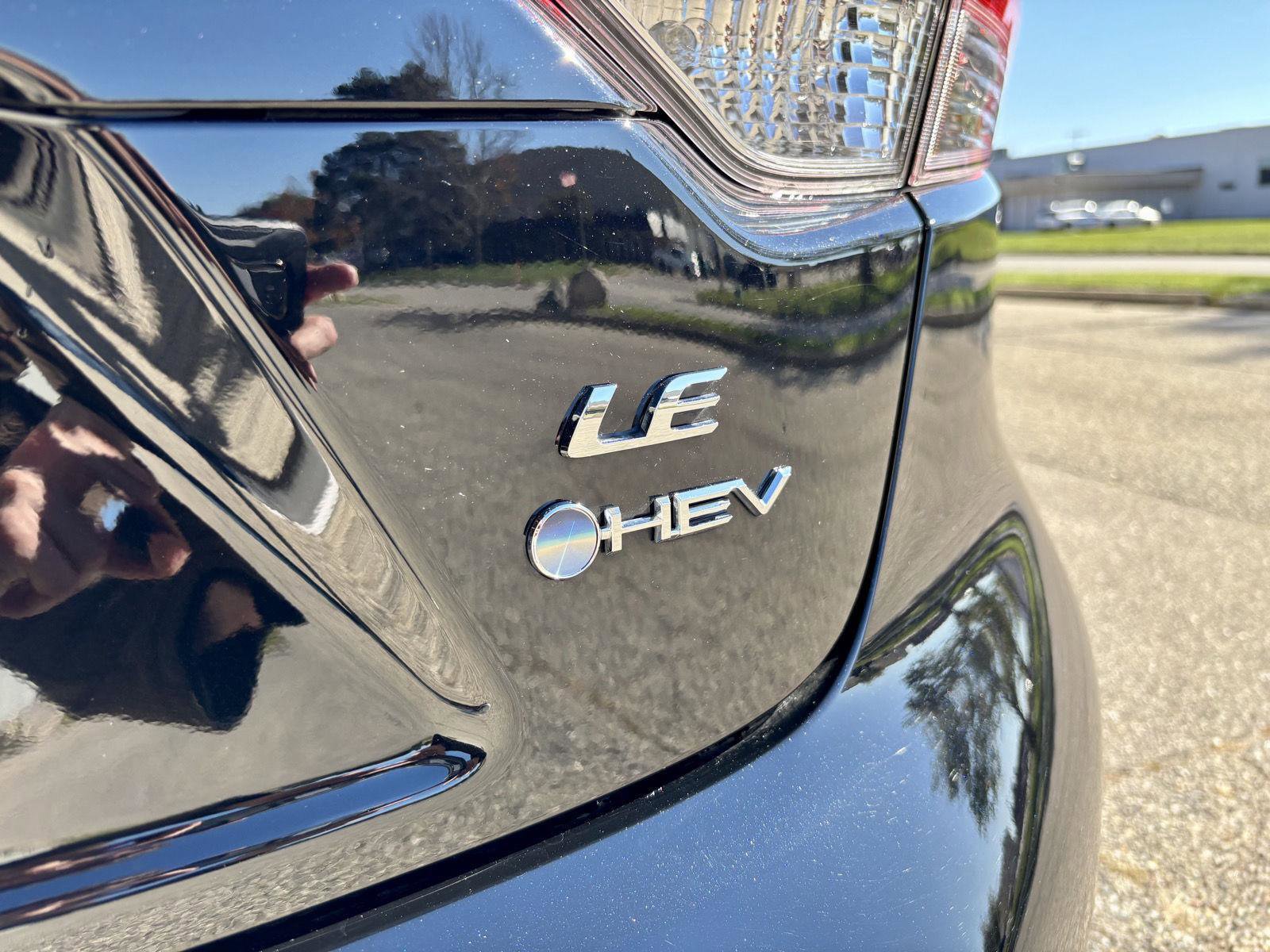 Used 2025 Toyota Corolla LE image 19