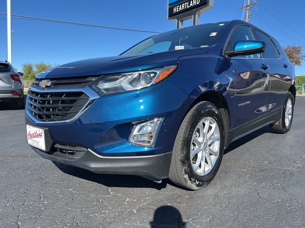 Used 2020 Chevrolet Equinox LT image 2