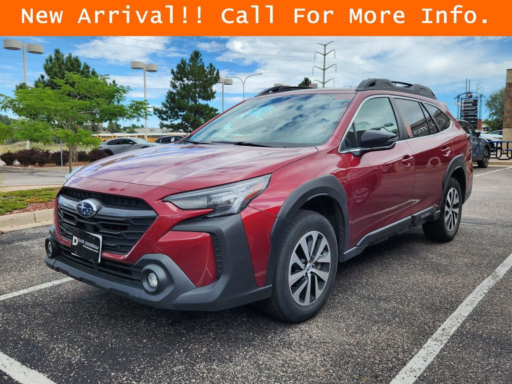 Used 2025 Subaru Outback Premium AWD/4WD image 3