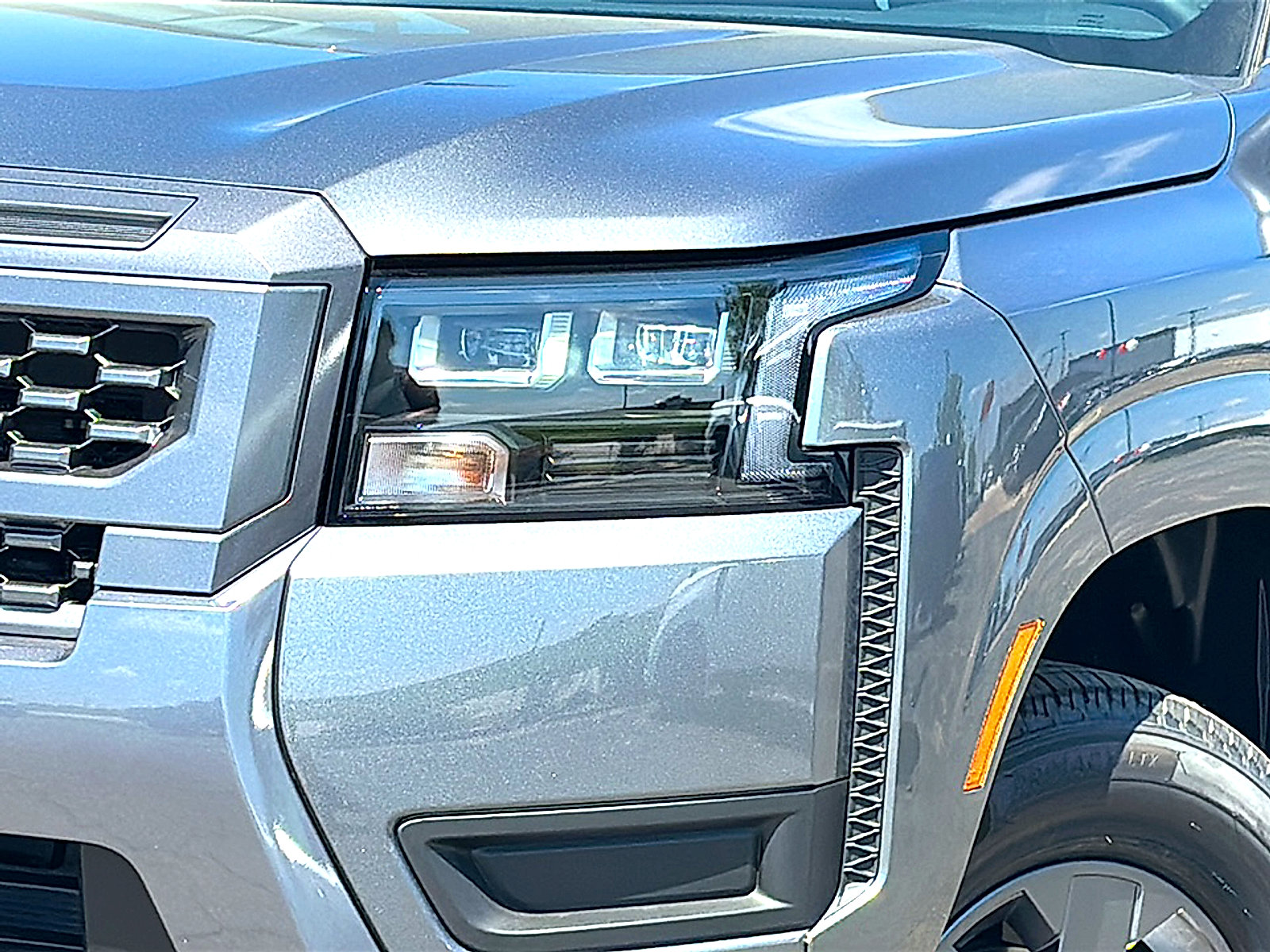 New 2026 Nissan Frontier SV w/ SV Convenience Package image 4