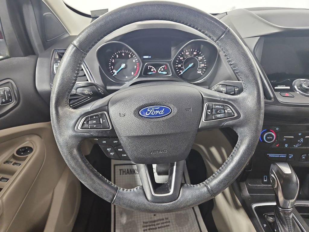 Used 2019 Ford Escape Titanium image 15