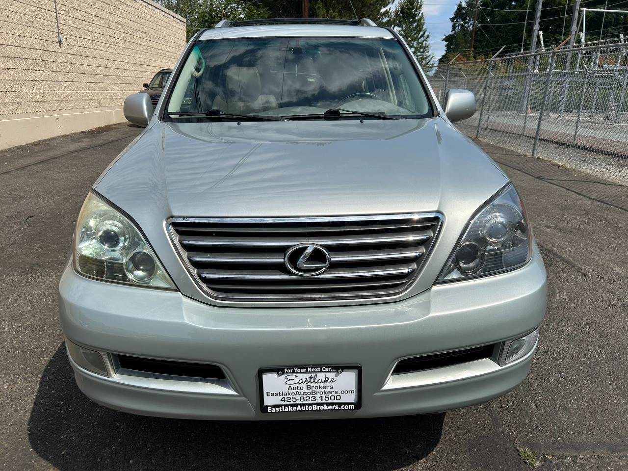 Used 2003 Lexus GX 470 AWD/4WD image 2