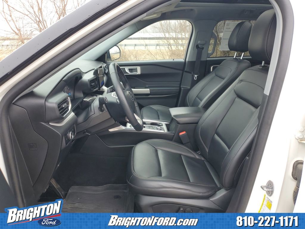Certified 2023 Ford Explorer XLT w/ Equipment Group 202A image 10