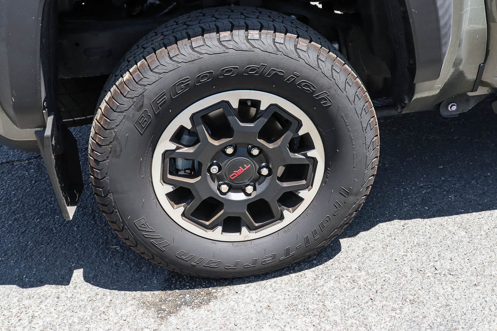 Used 2024 Toyota Tacoma TRD Off-Road AWD/4WD image 13