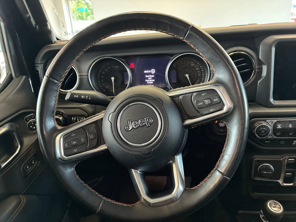Used 2022 Jeep Wrangler Unlimited Sahara AWD/4WD image 15