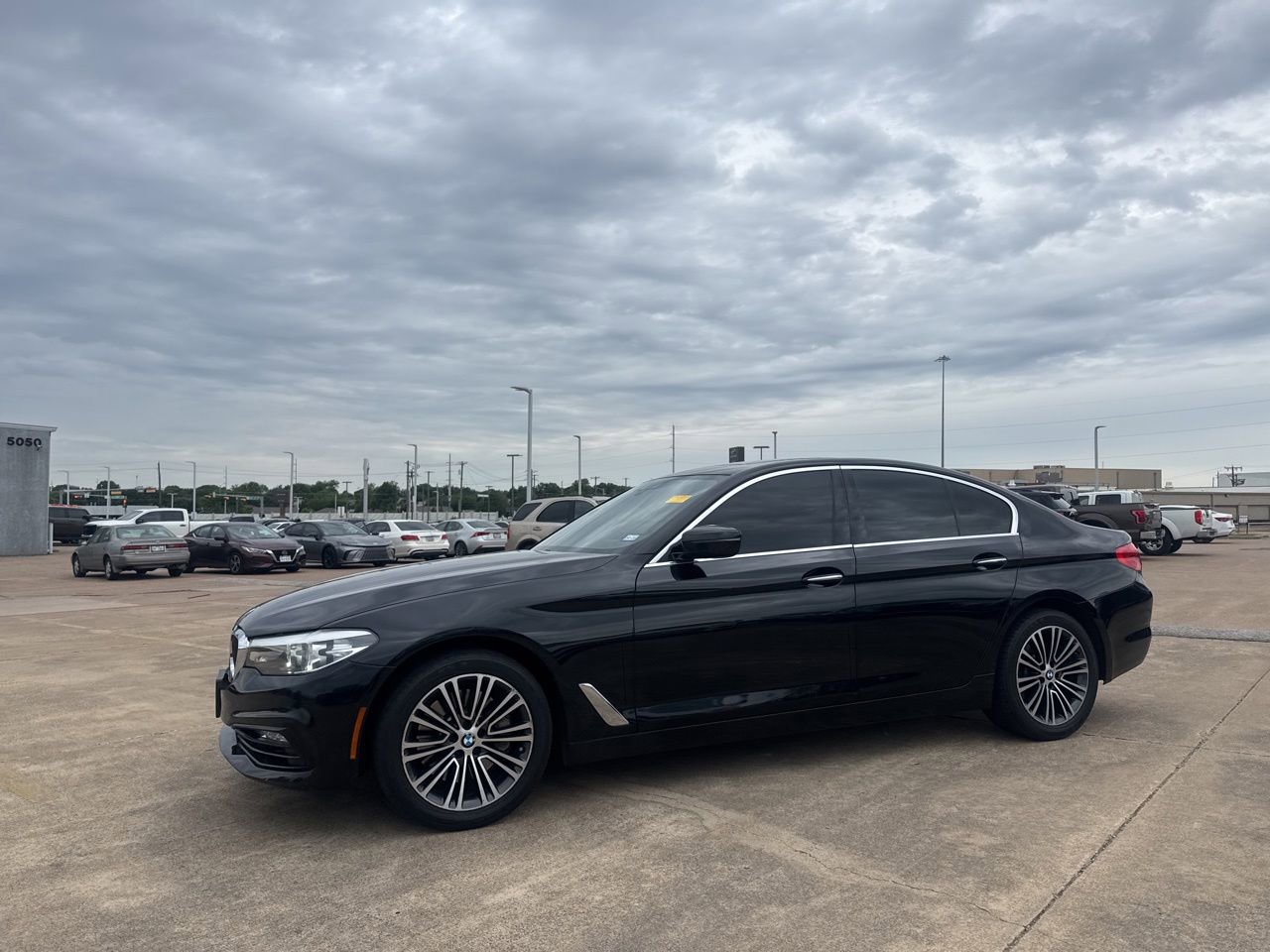 Used 2018 BMW 530i xDrive AWD/4WD image 9