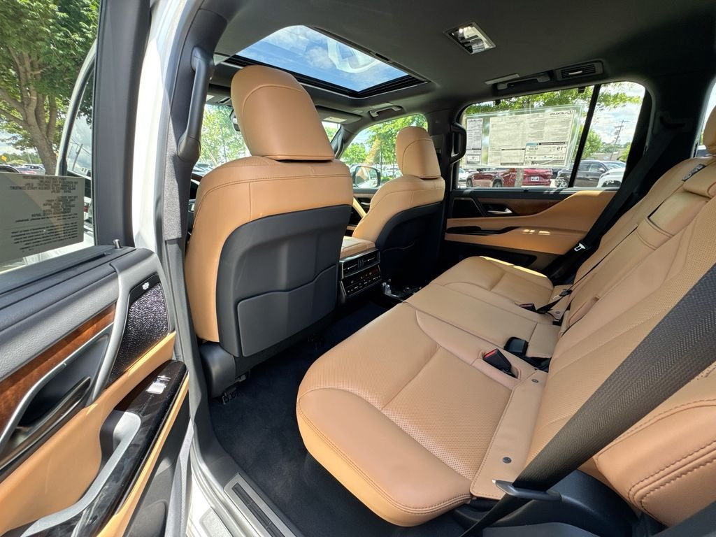 New 2026 Lexus LX 600 4WD w/ Luxury Package image 31