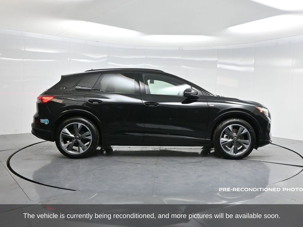 Used 2024 Audi Q4 e-tron Premium Plus w/ Premium Plus image 46
