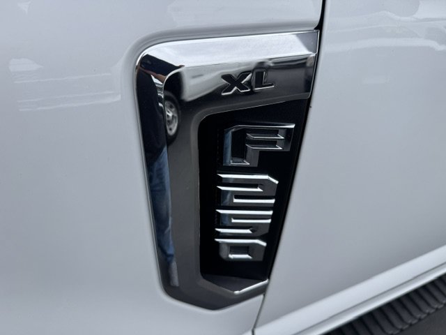 Used 2019 Ford F250 2WD Regular Cab Super Duty image 19