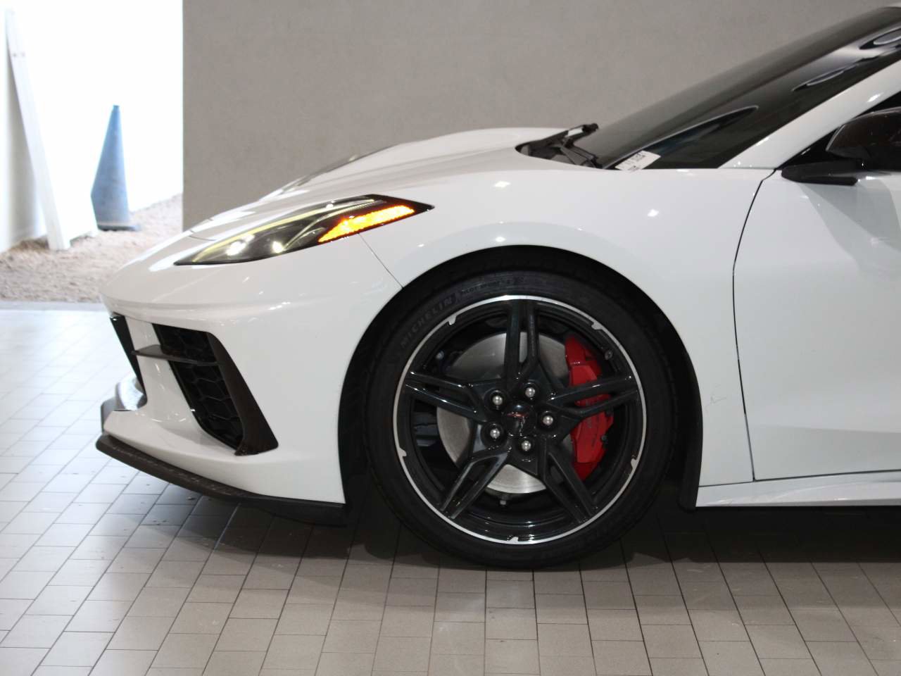 Used 2020 Chevrolet Corvette Stingray Preferred Cpe w/ 2LT Preferred Equipment Group image 4