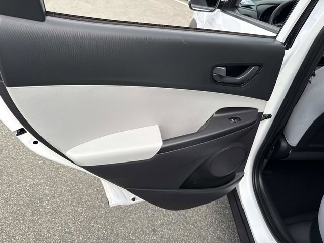 Certified 2023 Hyundai Kona SEL image 17